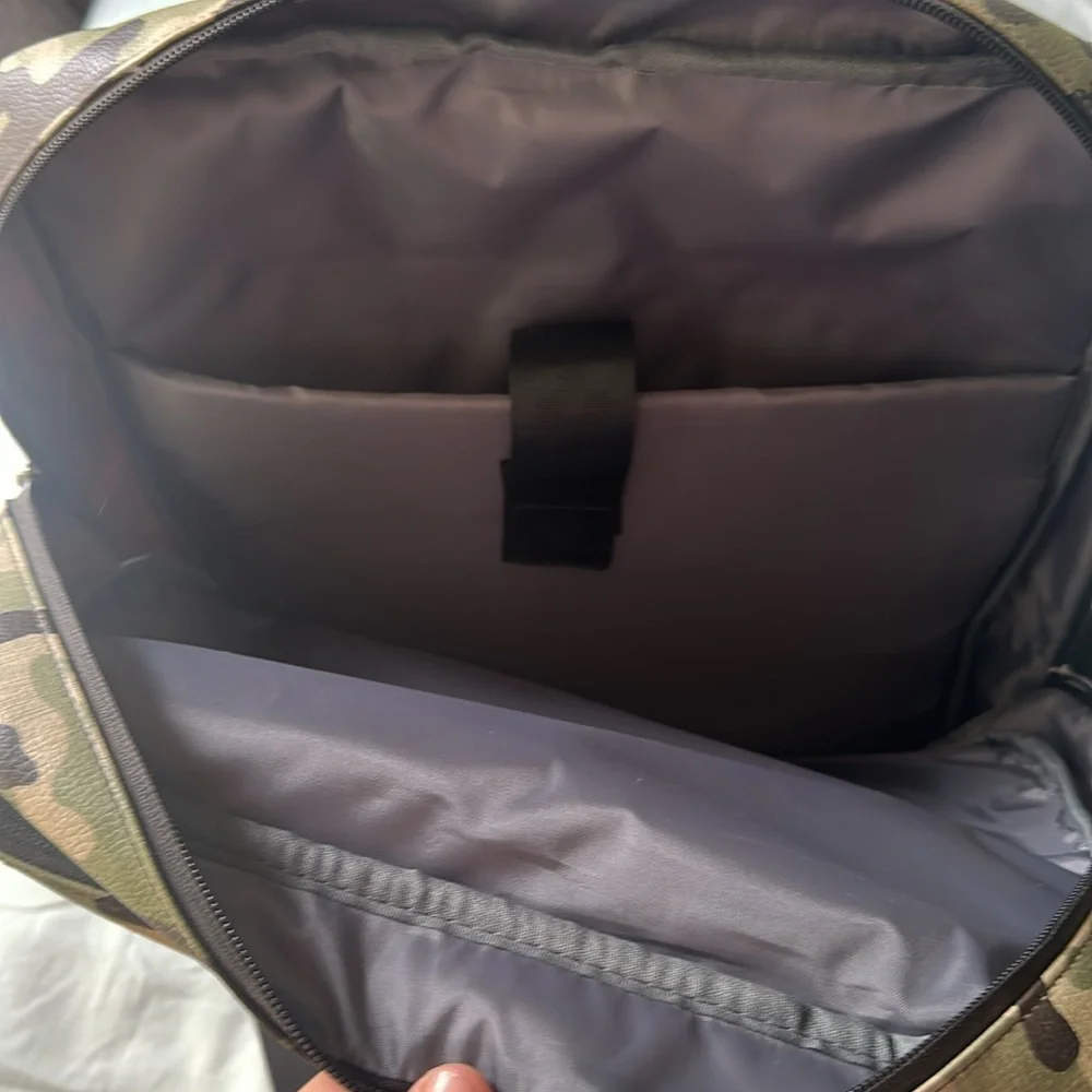 Hawaiis Finest Camouflage Lightweight Backpack with laptop pocket